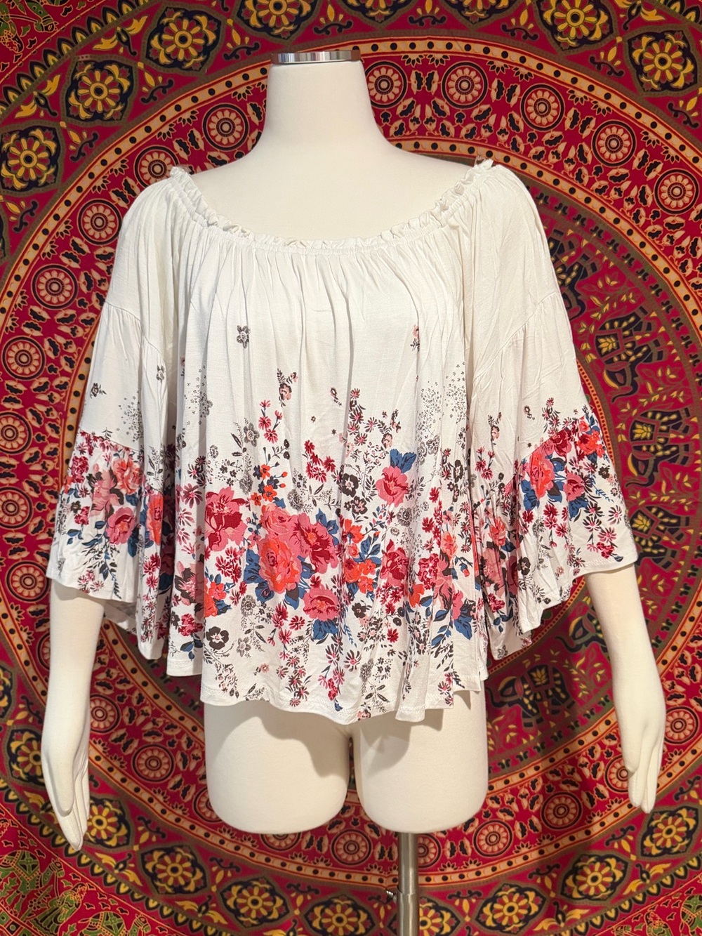 Jun & Ivy floral off-the-shoulder top